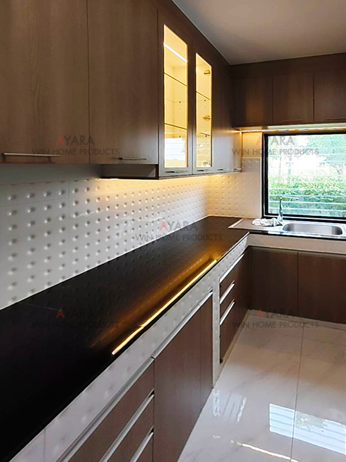ชุดครัว Built-in โครงซีเมนต์บอร์ด หน้าบาน Melamine สี Nordic Maple 3