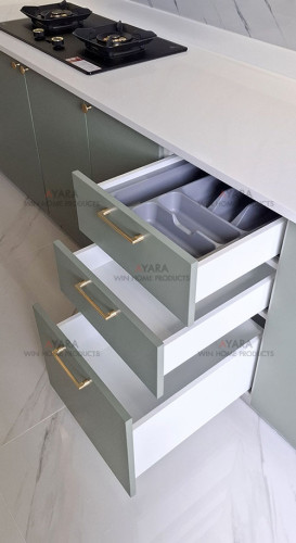 ชุดครัว Built-in ตู้ล่าง โครงซีเมนต์บอร์ด หน้าบาน HMR พ่นสีเขียวด้าน - ม.ศุภาลัย ปาล์มสปริงค์ 3