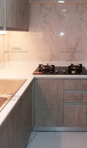 ชุดครัว Built-in ตู้ล่าง โครงซีเมนต์บอร์ด หน้าบาน Laminate สี Concrete Formwood ลายไม้ 3