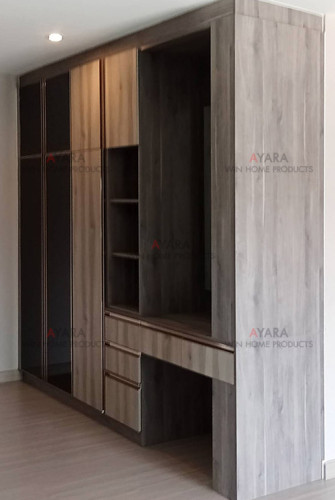 ตู้เสื้อผ้า Built-in โครง HMR กันชื้น เคลือบ Melamine 5060-17 สีลายไม้