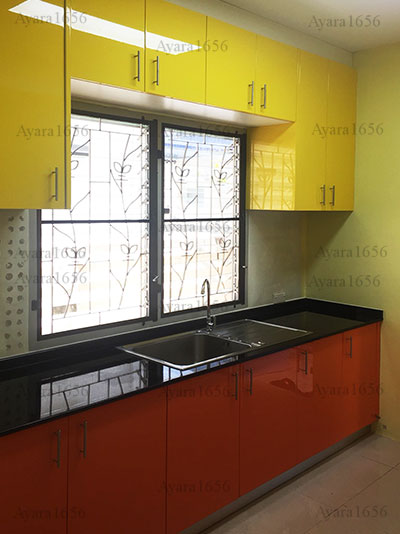 ชุดครัว Built-in ตู้ล่าง โครงซีเมนต์บอร์ด หน้าบาน PVC สีส้ม + เหลือง 4