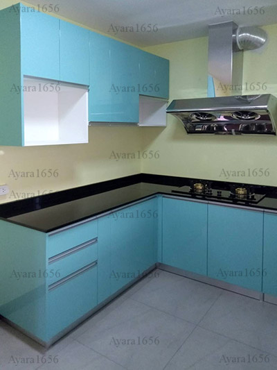 ชุดครัว Built-in ตู้ล่าง โครงซีเมนต์บอร์ด หน้าบาน Hi Gloss สีฟ้า 1