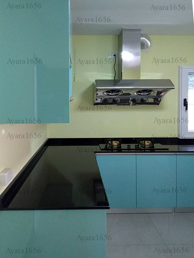 ชุดครัว Built-in ตู้ล่าง โครงซีเมนต์บอร์ด หน้าบาน Hi Gloss สีฟ้า 2