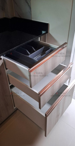 ชุดครัว Built-in โครงซีเมนต์บอร์ด หน้าบาน Melamine 5015-15 สีลายไม้ - ม.ศุภาลัย วิลล์ 4