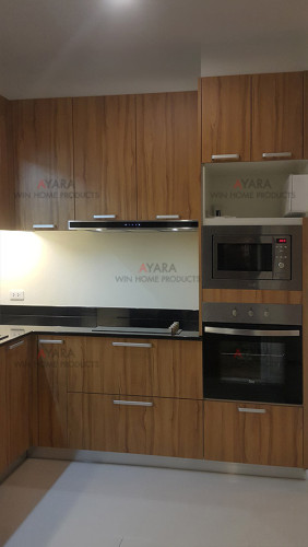 ชุดครัว Built-in ตู้ล่าง โครงซีเมนต์บอร์ด หน้าบาน Laminate สี Classic Walnut - ม.ภัสสร เพรสทีจ ลุกซ์ 3