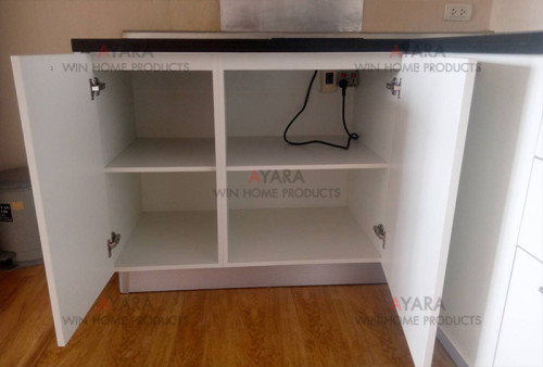 ชุดครัว Built-in โครงซีเมนต์บอร์ด หน้าบาน Melamine สีขาวด้าน 2