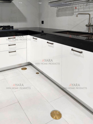 ชุดครัว Built-in โครงซีเมนต์บอร์ด หน้าบาน Hi Gloss สีขาวเงา