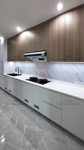 ชุดครัว Built-in โครงซีเมนต์บอร์ด หน้าบาน Melamine สี Nordic Maple + ขาว 1