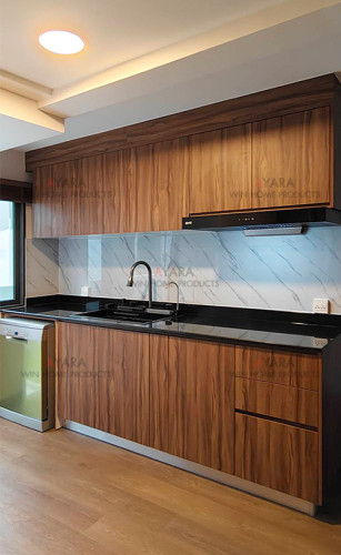 ชุดครัว Built-in โครงซีเมนต์บอร์ด หน้าบาน Melamine สีลายไม้ - ม.The Plant