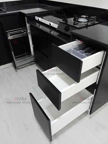 ชุดครัว Built-in โครงซีเมนต์บอร์ด หน้าบาน Melamine สีเทาเข้ม 5