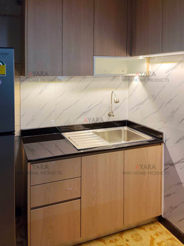ชุดครัว Built-in โครงซีเมนต์บอร์ด หน้าบาน Melamine สี 3005-17 ลายไม้ 