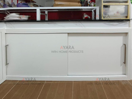 ชุดครัว Built-in โครงซีเมนต์บอร์ด หน้าบาน Laminate สีขาวครีม 1