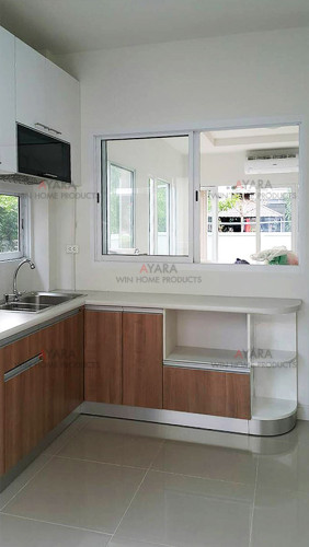ชุดครัว Built-in ตู้ล่าง โครงซีเมนต์บอร์ด หน้าบาน Melamine สี Capu + PVC สีขาวเงา 1