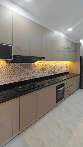 ชุดครัว Built-in โครงซีเมนต์บอร์ด หน้าบาน Melamine สีน้ำตาลอ่อน 2