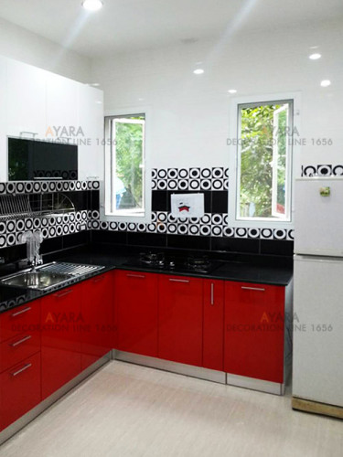 ชุดครัว Built-in ตู้ล่าง โครงซีเมนต์บอร์ด หน้าบาน Hi Gloss สีแดง + ขาว 1