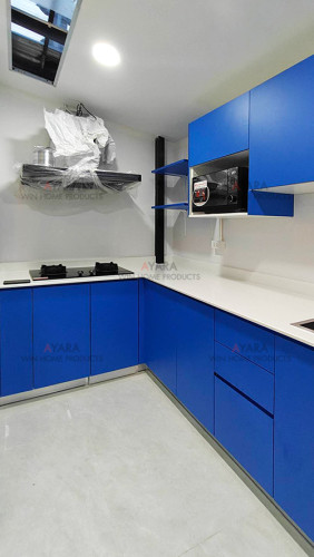 ชุดครัว Built-in โครงซีเมนต์บอร์ด หน้าบาน Laminate สีน้ำเงิน