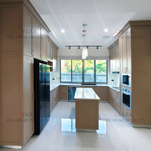 ชุดครัว Built-in ตู้ล่าง โครงซีเมนต์บอร์ด หน้าบาน Plaswood พ่นสีน้ำตาลอ่อนด้าน ยกขอบ 1