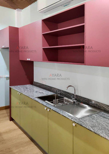 ชุดครัว Built-in โครงซีเมนต์บอร์ด หน้าบาน Melamine สีเขยวอ่อน + แดง 1