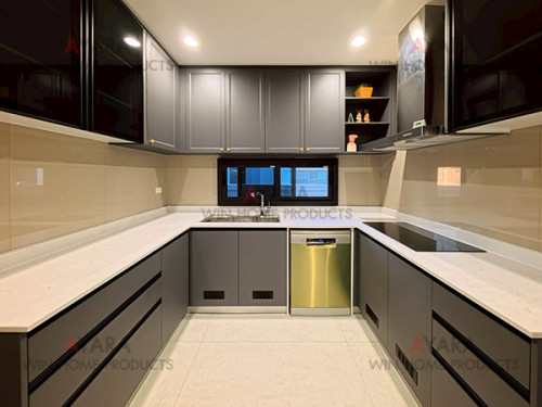 ชุดครัว Built-in โครงซีเมนต์บอร์ด หน้าบาน พ่นสีเทาด้าน - ม.เศรษฐสิริ
