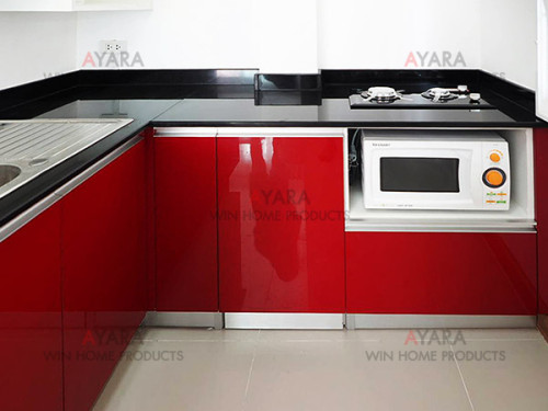 ชุดครัว Built-in ตู้ล่าง โครงซีเมนต์บอร์ด หน้าบาน PVC สีแดง 3