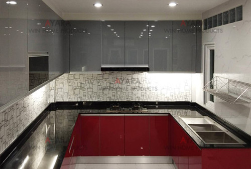 ชุดครัว Built-in ตู้ล่าง โครงซีเมนต์บอร์ด หน้าบาน Hi Gloss สีแดง+เทา 2