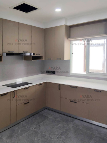 ชุดครัว Built-in โครงซีเมนต์บอร์ด หน้าบาน Laminate สี Noble Oak ลายไม้ 1