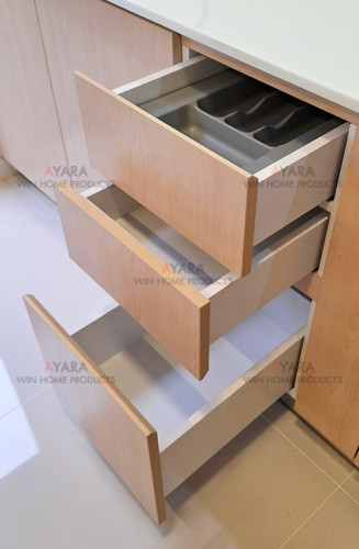 ชุดครัว Built-in โครงซีเมนต์บอร์ด หน้าบาน Melamine สี Maple + ขาวเงา - ม.Villaggio 4