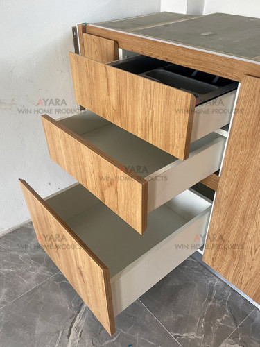 ชุดครัว Built-in โครงซีเมนต์บอร์ด หน้าบาน Laminate สี Eternity Walnut + ขาวด้าน 3