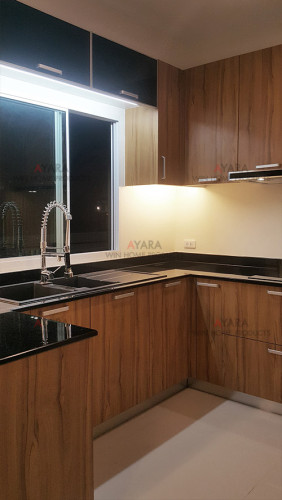 ชุดครัว Built-in ตู้ล่าง โครงซีเมนต์บอร์ด หน้าบาน Laminate สี Classic Walnut - ม.ภัสสร เพรสทีจ ลุกซ์ 1