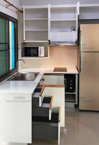 ชุดครัว Built-in ตู้ล่าง โครงซีเมนต์บอร์ด หน้าบาน Melamine สีขาวเงา - ม.พฤกษา ไพร์ม 3