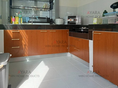 ชุดครัว Built-in โครงซีเมนต์บอร์ด หน้าบาน Melamine สี Pop Walnut ลายไม้ - ม.ชัยพฤกษ์