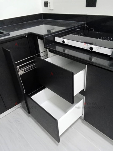 ชุดครัว Built-in โครงซีเมนต์บอร์ด หน้าบาน Melamine สีเทาเข้ม 4