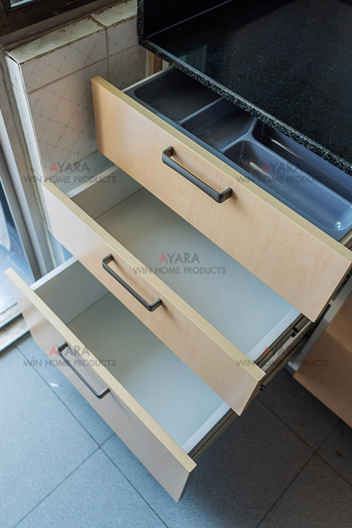 ชุดครัว Built-in โครงซีเมนต์บอร์ด หน้าบาน Melamine สี Maple 3
