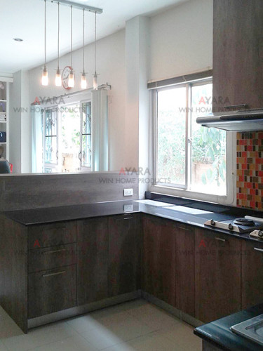 ชุดครัว Built-in ตู้ล่าง โครงซีเมนต์บอร์ด หน้าบาน Melamine สี Loft Olive Afromosia ลายไม้
