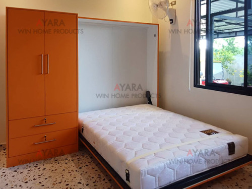 ตู้เสื้อผ้า Built-in โครงปาติเกิล กันชื้น เคลือบ Melamine สีส้มด้าน 1