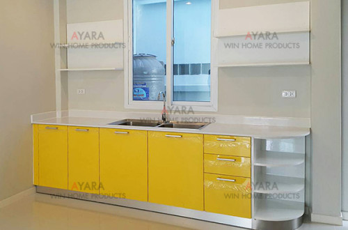 ชุดครัว Built-in ตู้ล่าง โครงซีเมนต์บอร์ด หน้าบาน PVC สีเหลือง 1