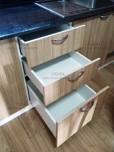 ชุดครัว Built-in โครงซีเมนต์บอร์ด หน้าบาน Laminate สี Clyde Teak 1