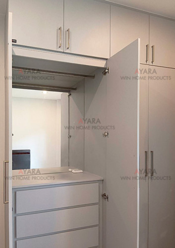 ตู้เสื้อผ้า Built-in โครงตู้และหน้าบานปาติเกิล กันชื้น เคลือบ Melamine สี ES 4007-11 3