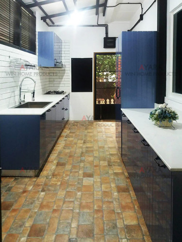 ชุดครัว Built-in ตู้ล่าง โครงซีเมนต์บอร์ด หน้าบาน PVC สีน้ำเงิน เซาะร่อง - ม.Casa Ville