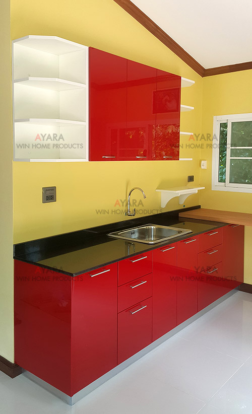 ชุดครัว Built-in ตู้ล่าง โครงซีเมนต์บอร์ด หน้าบาน Acrylic สีแดงเรียบ 1