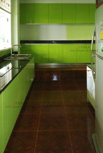ชุดครัว Built-in ตู้ล่าง โครงซีเมนต์บอร์ด หน้าบาน Hi Gloss + Acrylic สีเขียว 3
