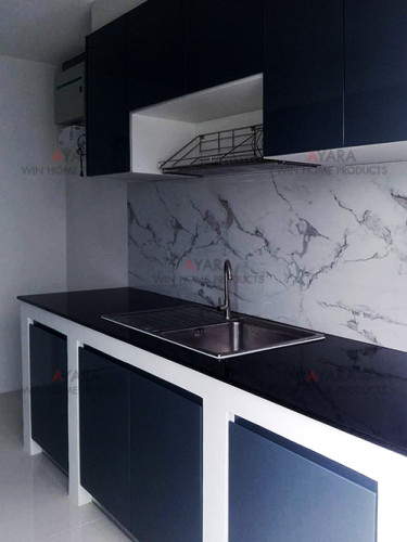 ชุดครัว Built-in โครงซีเมนต์บอร์ด หน้าบาน Hi Gloss สีเทาเงา - ม.Centro 7