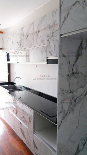 ชุดครัว Built-in ตู้ล่าง โครงซีเมนต์บอร์ด หน้าบาน Laminate สี Calacatta Marble