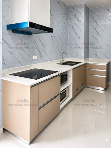 ชุดครัว Built-in โครงซีเมนต์บอร์ด หน้าบาน Melamine สีน้ำตาลด้าน