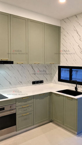 ชุดครัว Built-in โครงซีเมนต์บอร์ด หน้าบาน PVC สีเขียวพาสเทล ยกขอบ