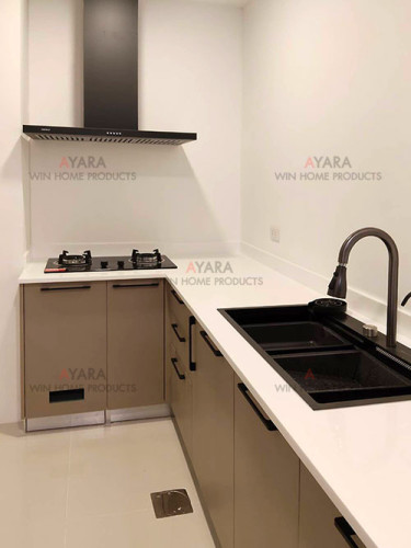 ชุดครัว Built-in โครงซีเมนต์บอร์ด หน้าบาน Melamine สีครีม