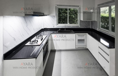 ชุดครัว Built-in โครงซีเมนต์บอร์ด หน้าบาน PVC สีขาวเงา