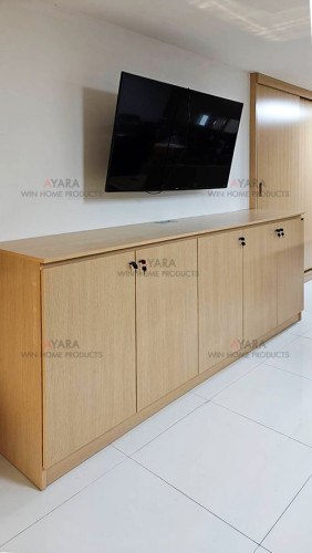 ตู้เก็บของ Built-in โครง HMR กันชื้น เคลือบ Melamine สี Brown Oak ลายไม้