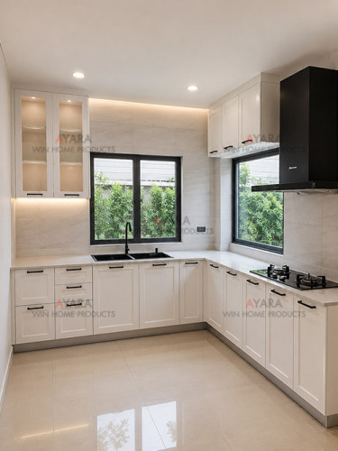 ชุดครัว Built-in โครงซีเมนต์บอร์ด หน้าบาน PVC สีขาวด้าน ยกขอบ