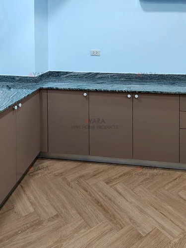 ชุดครัว Built-in โครงซีเมนต์บอร์ด หน้าบาน Melamine สีน้ำตาลอ่อน